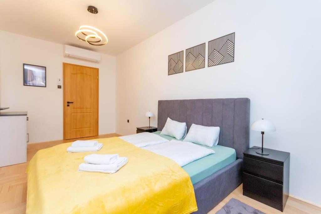 Gozsdu White Raven 3 - Terrace And Free Underground Parking Διαμέρισμα Βουδαπέστη Εξωτερικό φωτογραφία